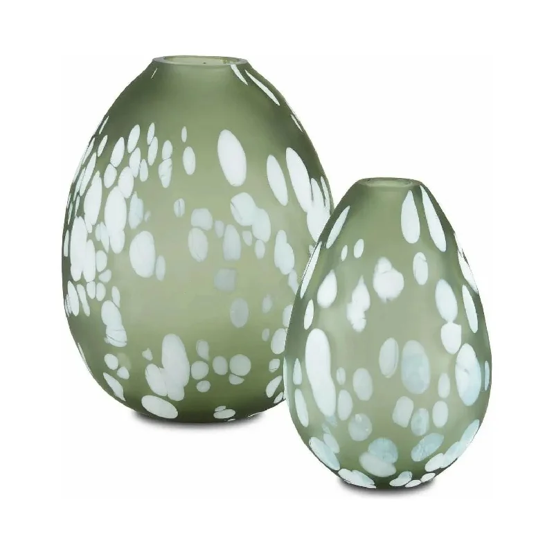 Track lighting for enhancing the architectureHana Vase, Set of 2