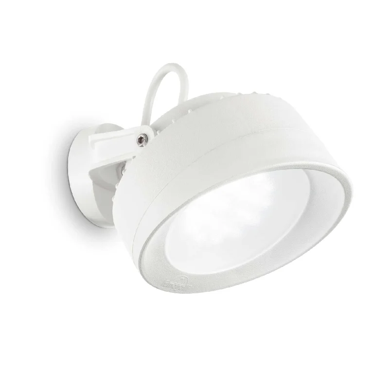 Track lighting with adjustable armsfabric wall lamps with a linen shade for a relaxed and breathable atmosphereLitio Wall Light -Black/Grey/White Finish Track lighting with adjustable armsfabric wall lamps with a linen shade for a relaxed and breathable atmosphereLitio Wall Light -Black/Grey/White Finish
