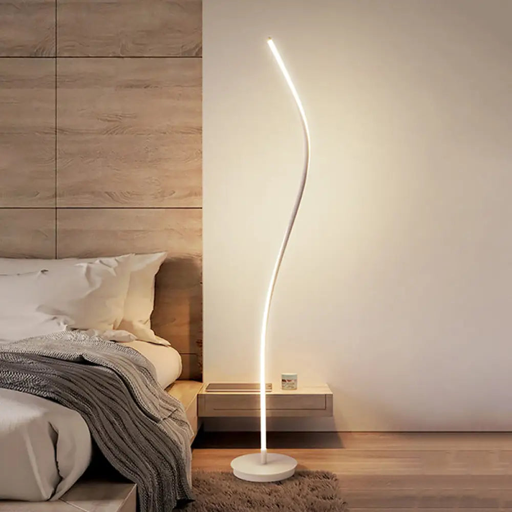 glass table lamps with a frosted surface for soft light diffusionglass table lamps with a frosted surface for soft light diffusionModernist LED Spiral Floor Lamp for Drawing Room - Black/White Metallic Reading Light glass table lamps with a frosted surface for soft light diffusionglass table lamps with a frosted surface for soft light diffusionModernist LED Spiral Floor Lamp for Drawing Room - Black/White Metallic Reading Light